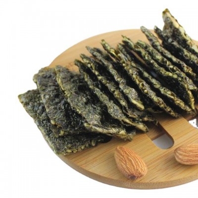 Crispy Snack Pumpkin Seeds And Sesame Roasted Seaweed Crisps